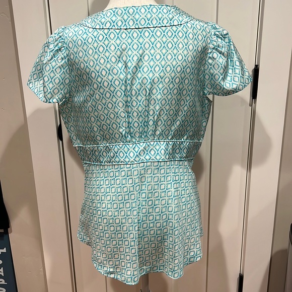 NWT BANANA REPUBLIC Geometric Silk Blouse - Picture 2 of 8